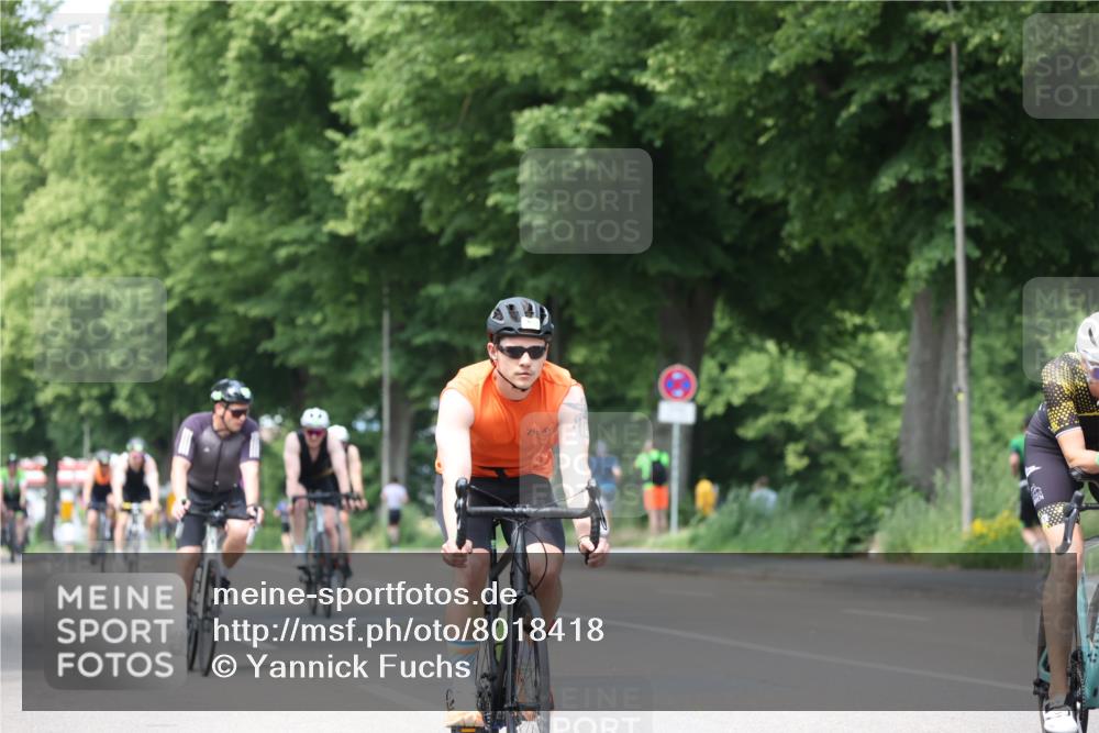 15.06.2025 - 7 Türme Triathlon Yannick Fuchs http://msf.ph/oto/8018418 15.06.2025 13:31:29 Radfahren 384, 859, 1106, 1193 meine-sportfotos.de