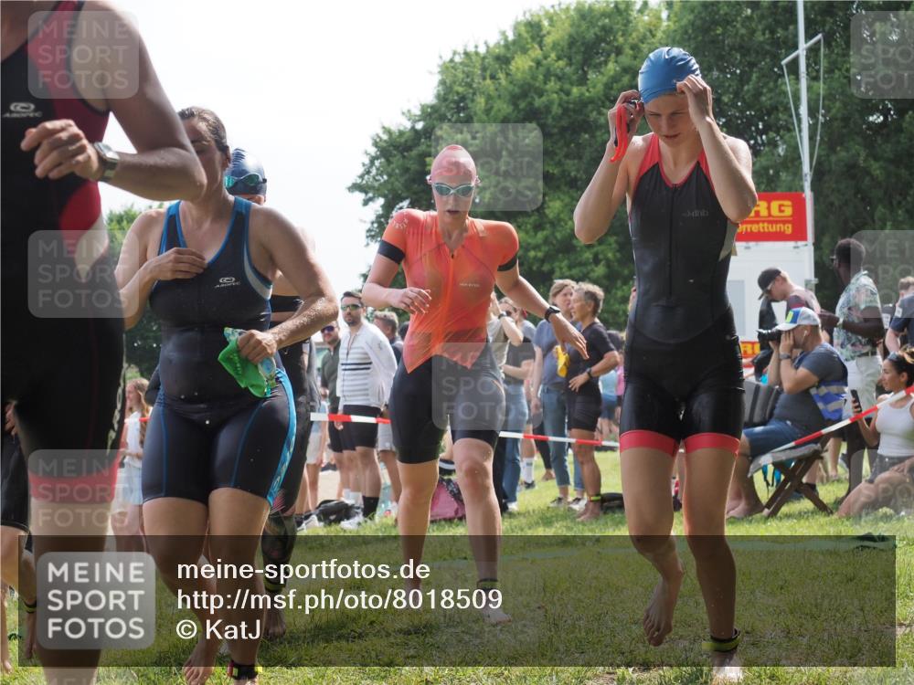 15.06.2025 - 27. Vierlanden-Triathlon KatJ http://msf.ph/oto/8018509 15.06.2025 10:17:41 Schwimmen 485, 488, 492, 493, 519, 532, 537, 552, 557, 562, 572, 582, 588, 594, 626 meine-sportfotos.de