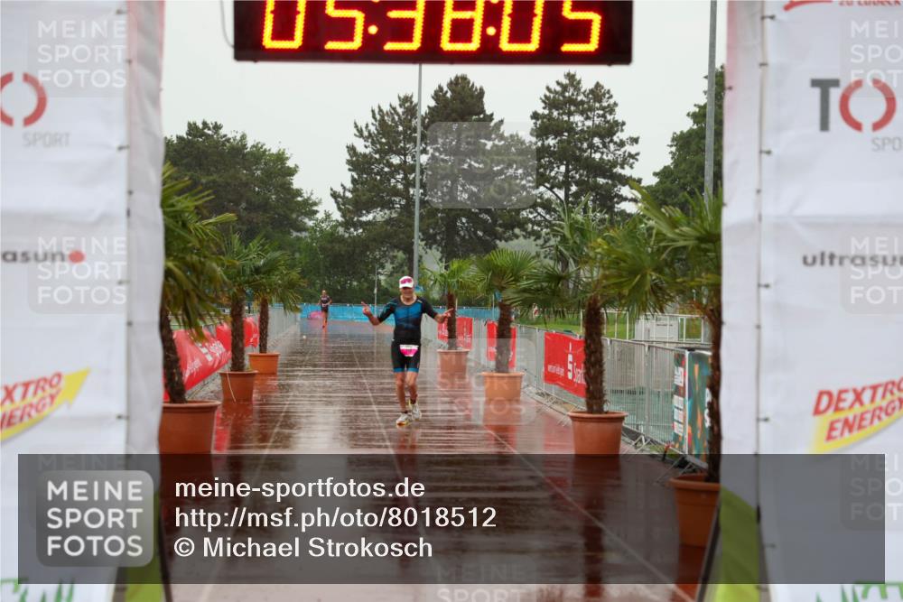 15.06.2025 - 7 Türme Triathlon Michael Strokosch http://msf.ph/oto/8018512 15.06.2025 15:38:05 Ziel 218 meine-sportfotos.de