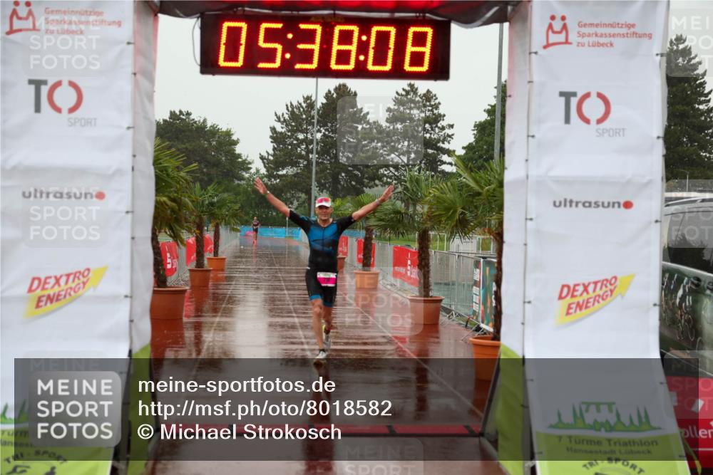 15.06.2025 - 7 Türme Triathlon Michael Strokosch http://msf.ph/oto/8018582 15.06.2025 15:38:08 Ziel 218 meine-sportfotos.de