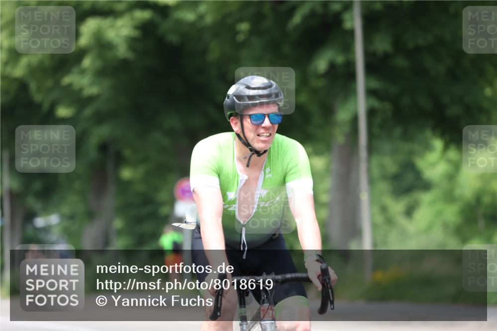 15.06.2025 - 7 Türme Triathlon Yannick Fuchs http://msf.ph/oto/8018619 15.06.2025 13:31:34 Radfahren 384, 467, 1106, 1193 meine-sportfotos.de