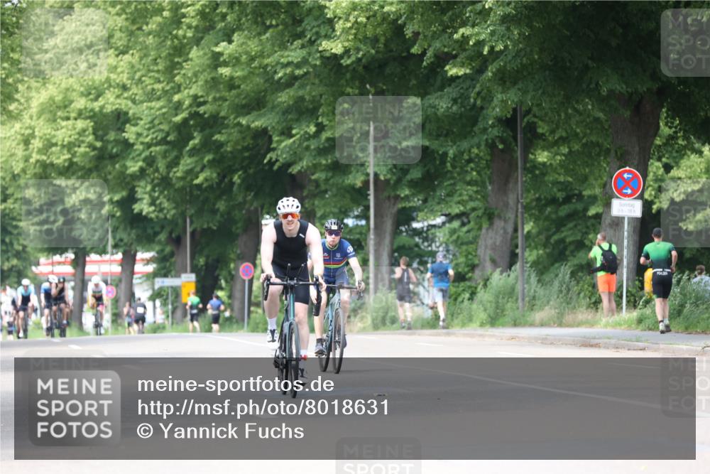 15.06.2025 - 7 Türme Triathlon Yannick Fuchs http://msf.ph/oto/8018631 15.06.2025 13:31:35 Radfahren 467, 1106, 1193 meine-sportfotos.de