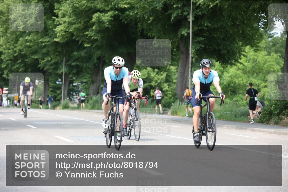 15.06.2025 - 7 Türme Triathlon Yannick Fuchs http://msf.ph/oto/8018794 15.06.2025 13:31:44 Radfahren 234, 582, 986, 988, 1004, 1198 meine-sportfotos.de