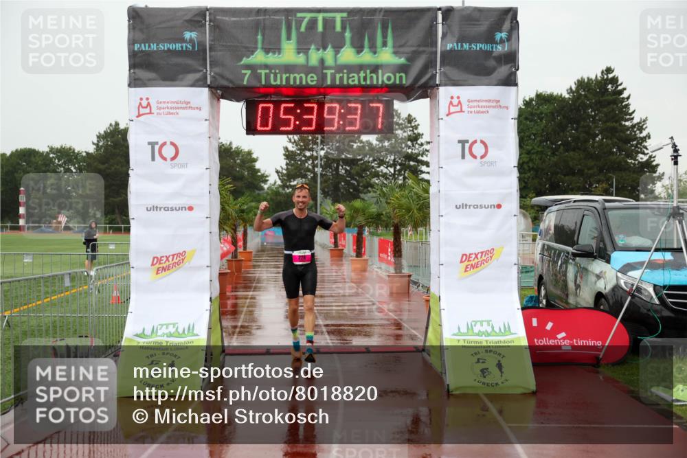 15.06.2025 - 7 Türme Triathlon Michael Strokosch http://msf.ph/oto/8018820 15.06.2025 15:39:37 Ziel 228 meine-sportfotos.de