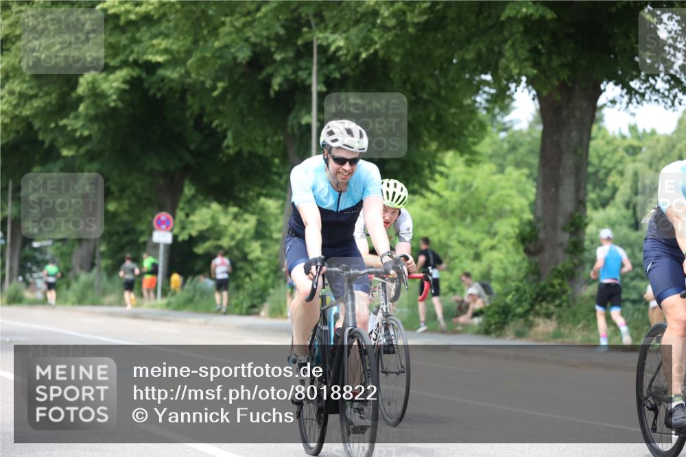 15.06.2025 - 7 Türme Triathlon Yannick Fuchs http://msf.ph/oto/8018822 15.06.2025 13:31:44 Radfahren 234, 582, 986, 988, 1004, 1198 meine-sportfotos.de