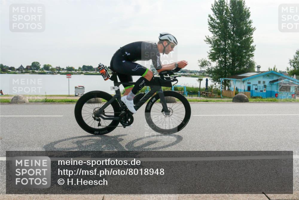 15.06.2025 - 27. Vierlanden-Triathlon H.Heesch http://msf.ph/oto/8018948 15.06.2025 09:35:27 Radfahren 63, 183 meine-sportfotos.de
