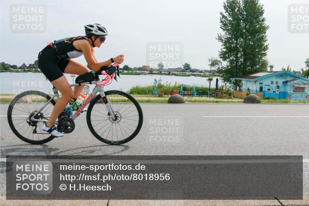 15.06.2025 - 27. Vierlanden-Triathlon H.Heesch http://msf.ph/oto/8018956 15.06.2025 10:20:47 Radfahren 206, 622 meine-sportfotos.de