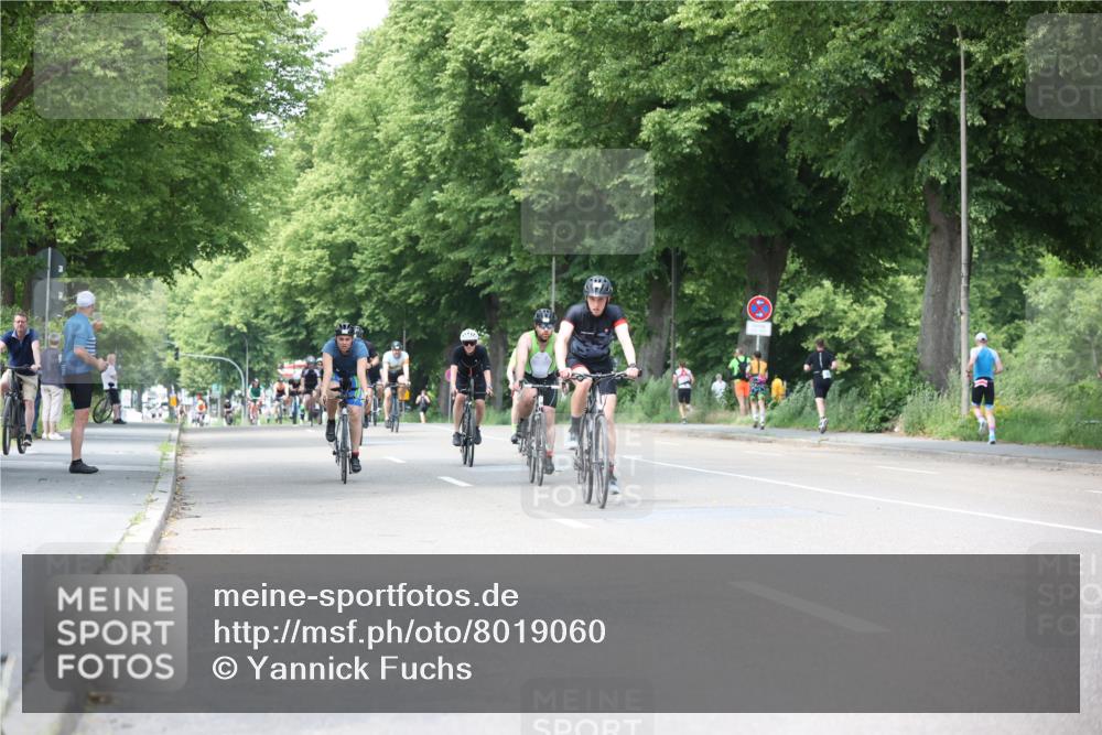 15.06.2025 - 7 Türme Triathlon Yannick Fuchs http://msf.ph/oto/8019060 15.06.2025 13:31:50 Radfahren 327, 582, 665, 708, 784, 990, 1167, 1198 meine-sportfotos.de