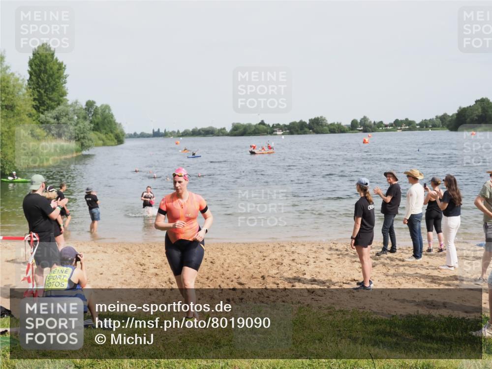 21.06.2025 - 27. Vierlanden-Triathlon MichiJ http://msf.ph/oto/8019090 15.06.2026 10:19:13 Schwimmen 474, 478, 498, 543, 558 meine-sportfotos.de