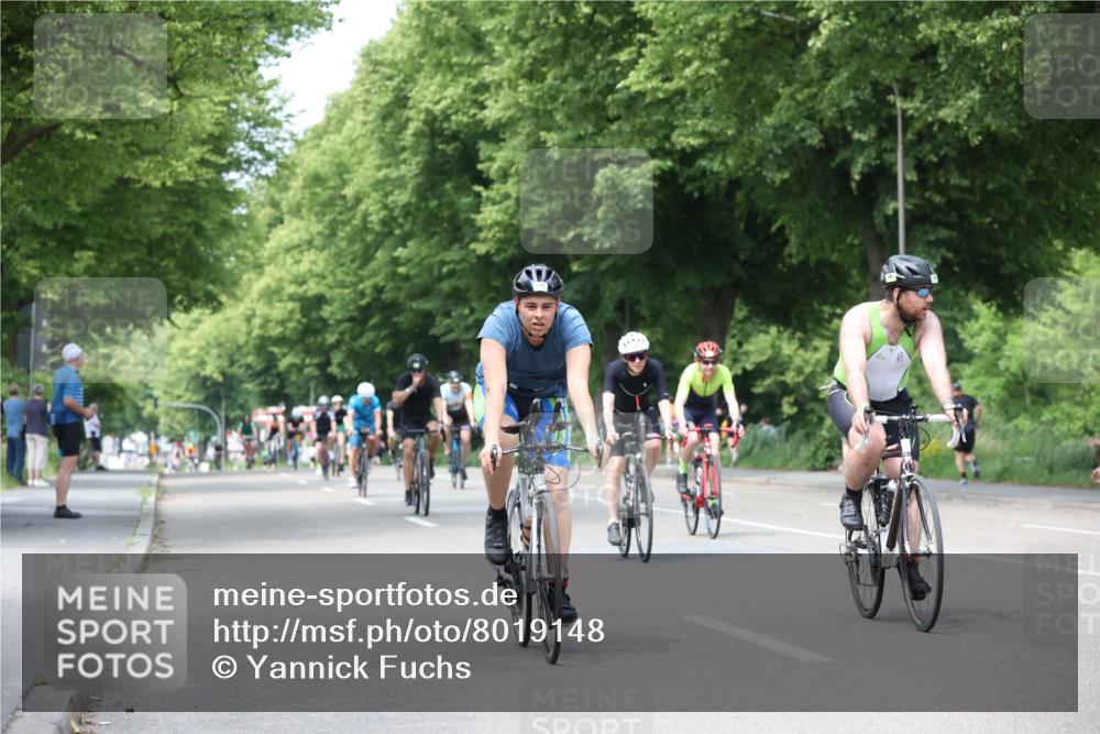 15.06.2025 - 7 Türme Triathlon Yannick Fuchs http://msf.ph/oto/8019148 15.06.2025 13:31:52 Radfahren 327, 665, 708, 784, 990, 1087, 1167 meine-sportfotos.de