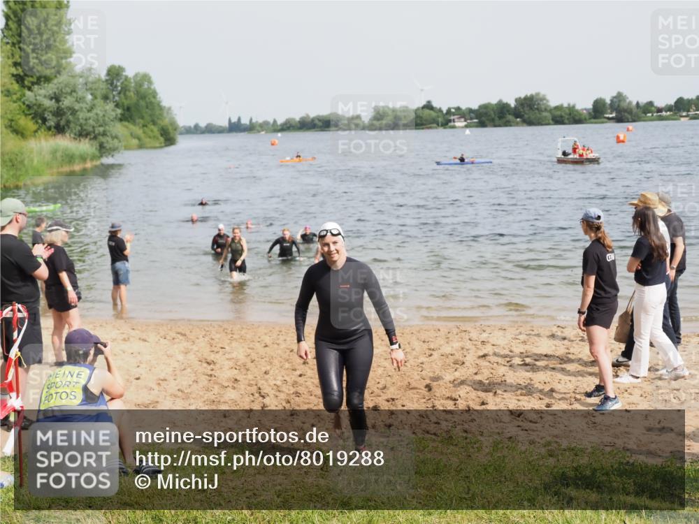 21.06.2025 - 27. Vierlanden-Triathlon MichiJ http://msf.ph/oto/8019288 15.06.2026 10:19:41 Schwimmen 503, 539, 603 meine-sportfotos.de