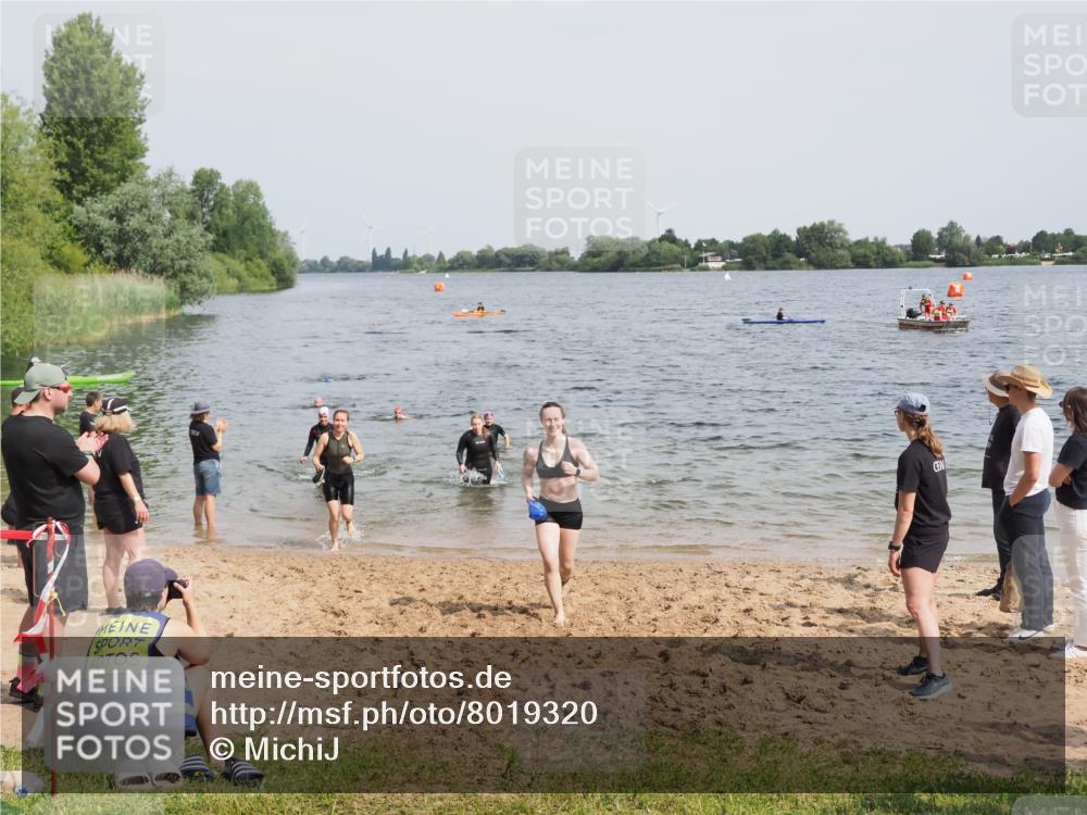 21.06.2025 - 27. Vierlanden-Triathlon MichiJ http://msf.ph/oto/8019320 15.06.2026 10:19:43 Schwimmen 503, 539, 578, 603 meine-sportfotos.de