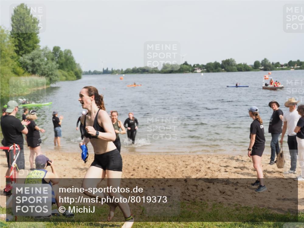 21.06.2025 - 27. Vierlanden-Triathlon MichiJ http://msf.ph/oto/8019373 15.06.2026 10:19:46 Schwimmen 500, 503, 539, 569, 578, 603 meine-sportfotos.de