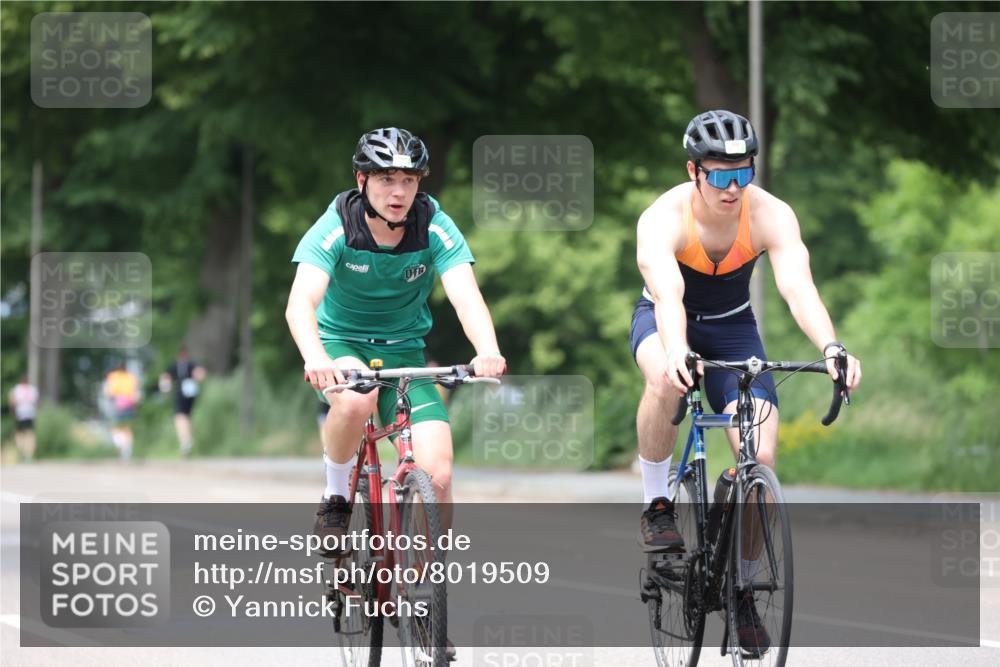 15.06.2025 - 7 Türme Triathlon Yannick Fuchs http://msf.ph/oto/8019509 15.06.2025 13:31:59 Radfahren 298, 579, 784, 1087, 1167, 1169 meine-sportfotos.de