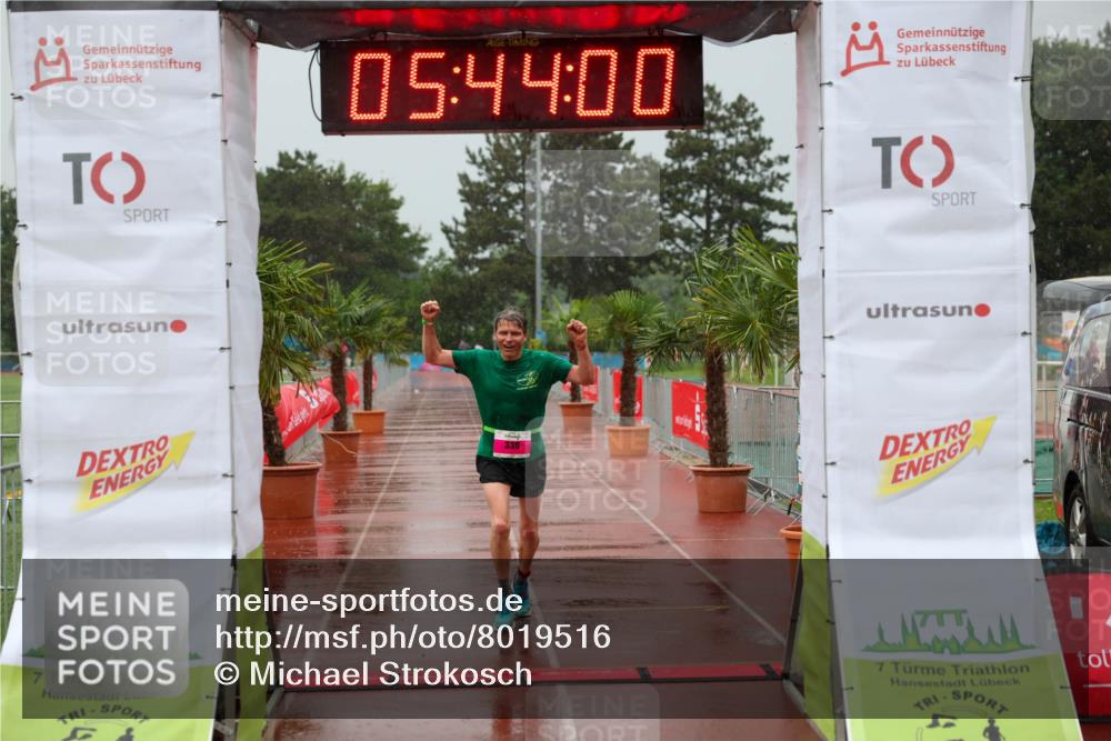 15.06.2025 - 7 Türme Triathlon Michael Strokosch http://msf.ph/oto/8019516 15.06.2025 15:44:00 Ziel 336 meine-sportfotos.de