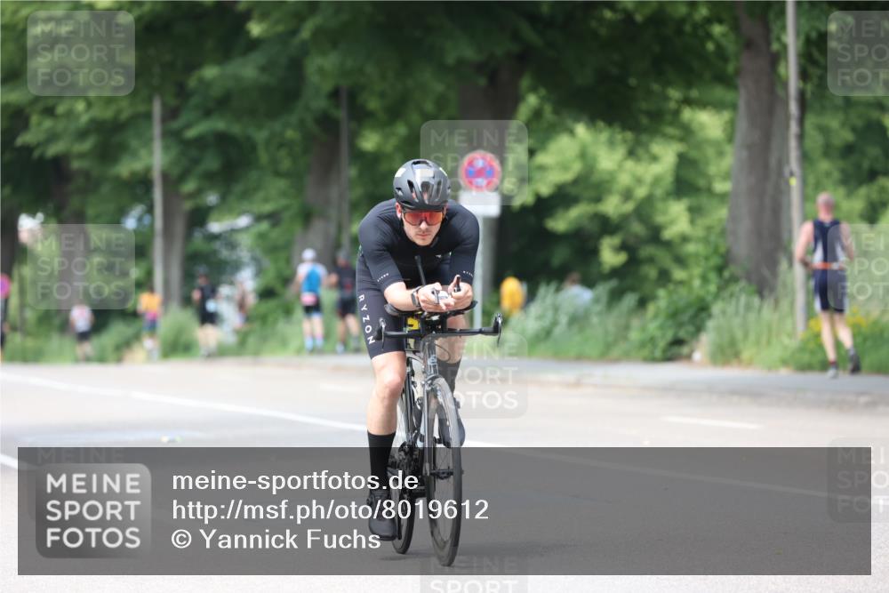 15.06.2025 - 7 Türme Triathlon Yannick Fuchs http://msf.ph/oto/8019612 15.06.2025 13:32:03 Radfahren 298, 579, 1132, 1169 meine-sportfotos.de