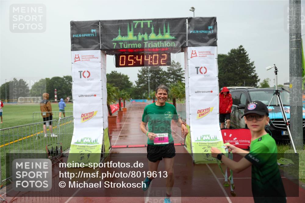15.06.2025 - 7 Türme Triathlon Michael Strokosch http://msf.ph/oto/8019613 15.06.2025 15:44:02 Ziel 336 meine-sportfotos.de