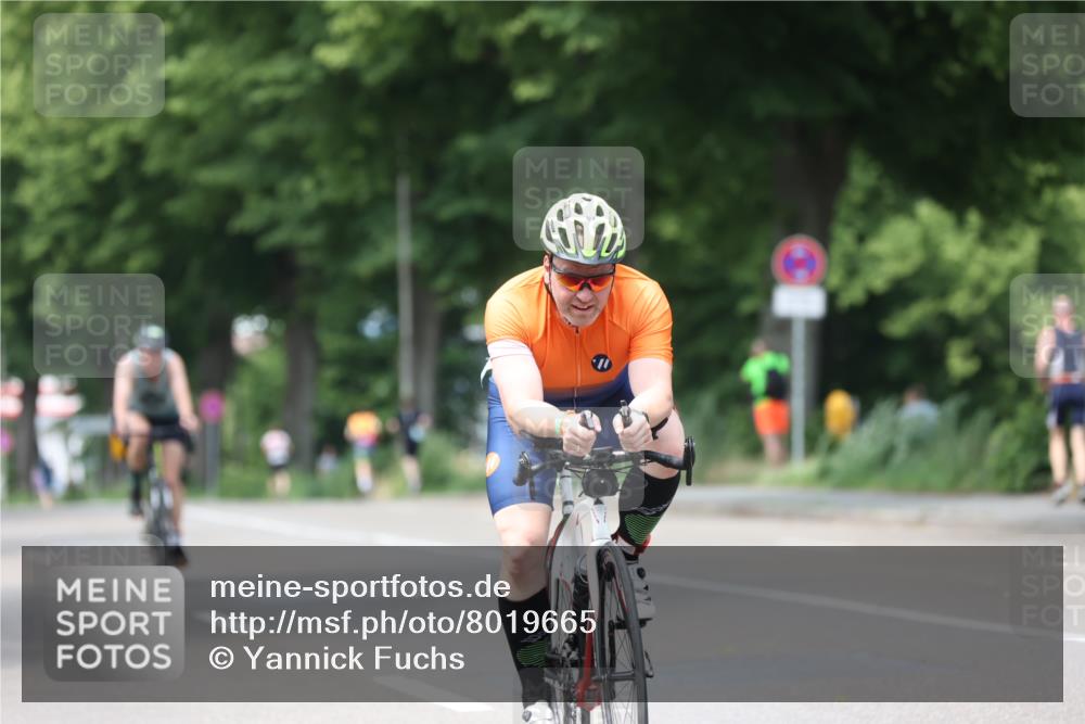 15.06.2025 - 7 Türme Triathlon Yannick Fuchs http://msf.ph/oto/8019665 15.06.2025 13:32:05 Radfahren 298, 579, 1132, 1169 meine-sportfotos.de