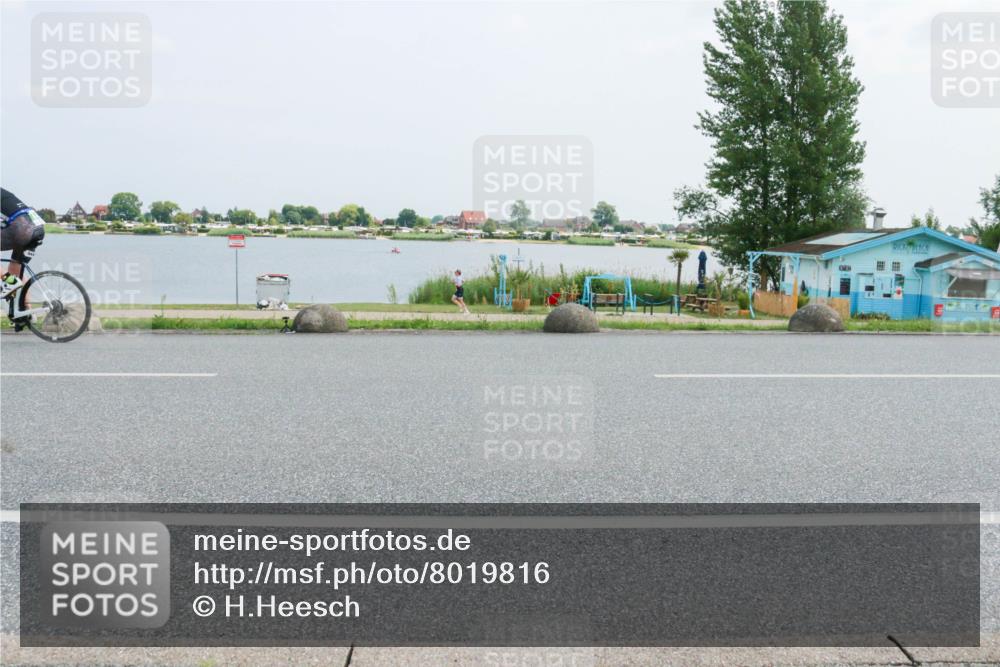 21.06.2025 - 27. Vierlanden-Triathlon H.Heesch http://msf.ph/oto/8019816 15.06.2025 12:03:01 Radfahren 843, 984, 985, 986, 987, 988 meine-sportfotos.de