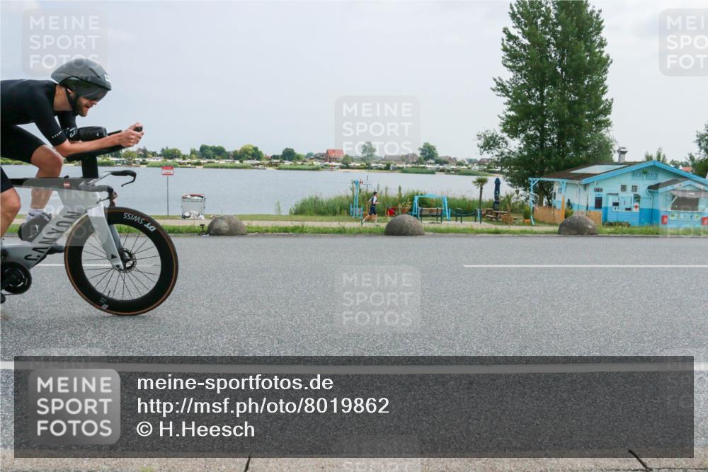 21.06.2025 - 27. Vierlanden-Triathlon H.Heesch http://msf.ph/oto/8019862 15.06.2025 12:03:25 Radfahren 651, 849, 885 meine-sportfotos.de