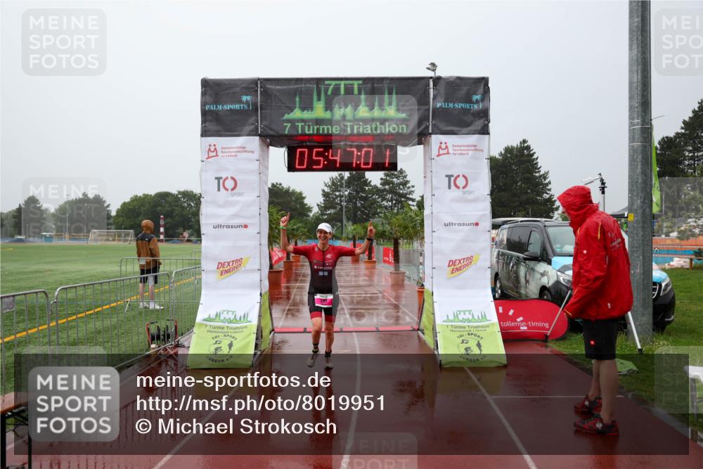 15.06.2025 - 7 Türme Triathlon Michael Strokosch http://msf.ph/oto/8019951 15.06.2025 15:47:00 Ziel 243 meine-sportfotos.de