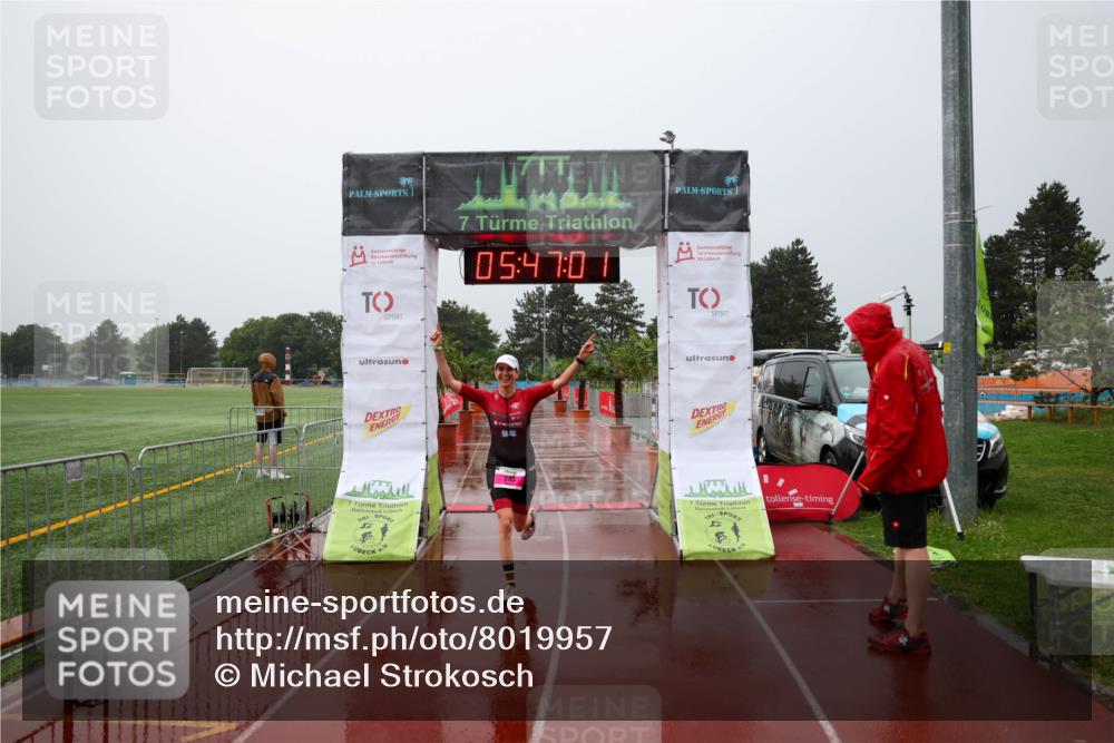 15.06.2025 - 7 Türme Triathlon Michael Strokosch http://msf.ph/oto/8019957 15.06.2025 15:47:01 Ziel 243 meine-sportfotos.de