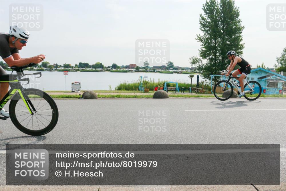 15.06.2025 - 27. Vierlanden-Triathlon H.Heesch http://msf.ph/oto/8019979 15.06.2025 09:42:42 Radfahren 6, 46, 163, 186 meine-sportfotos.de
