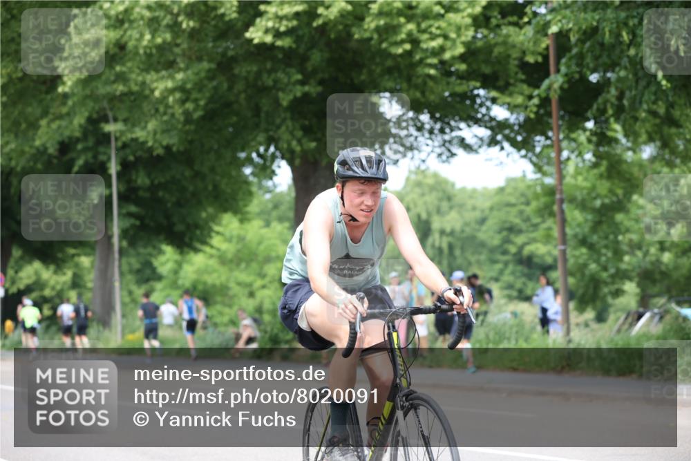 15.06.2025 - 7 Türme Triathlon Yannick Fuchs http://msf.ph/oto/8020091 15.06.2025 13:32:08 Radfahren 579, 1132 meine-sportfotos.de