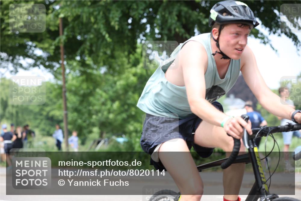 15.06.2025 - 7 Türme Triathlon Yannick Fuchs http://msf.ph/oto/8020114 15.06.2025 13:32:08 Radfahren 579, 1132 meine-sportfotos.de