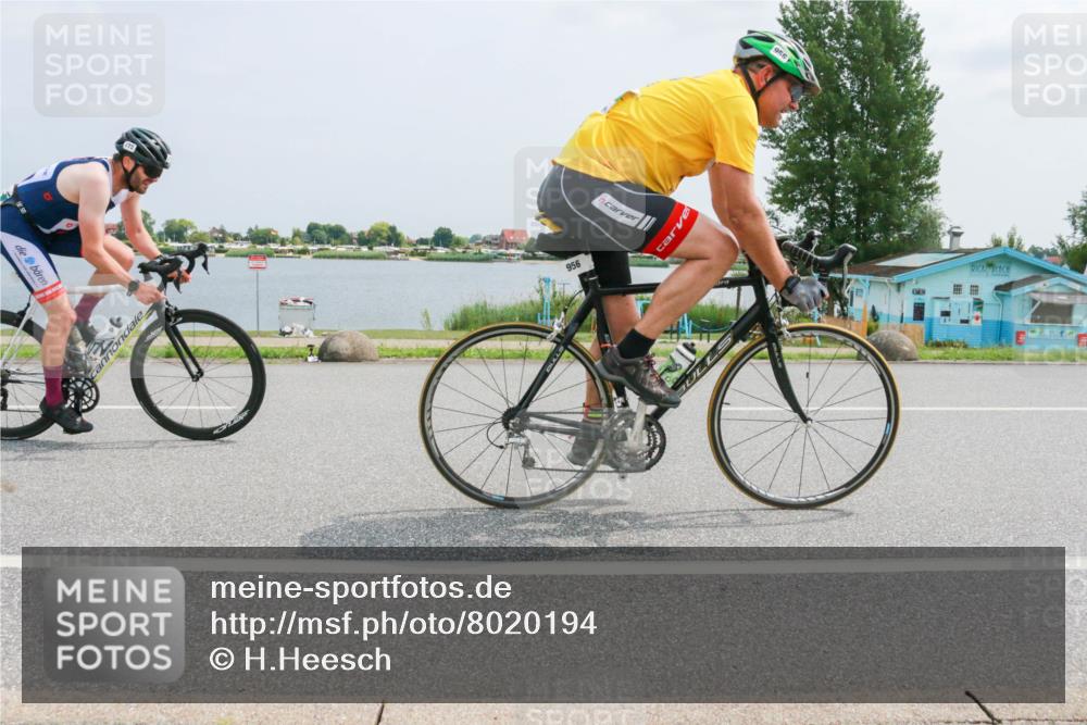 21.06.2025 - 27. Vierlanden-Triathlon H.Heesch http://msf.ph/oto/8020194 15.06.2025 12:04:03 Radfahren 735, 764, 775, 798, 858, 956 meine-sportfotos.de