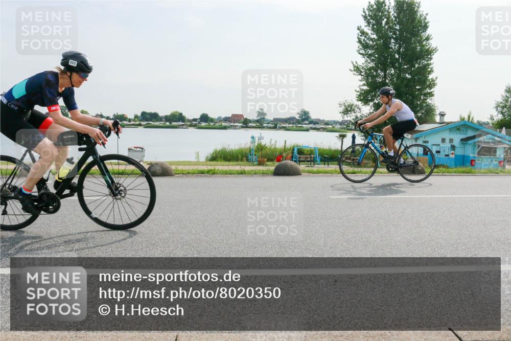 15.06.2025 - 27. Vierlanden-Triathlon H.Heesch http://msf.ph/oto/8020350 15.06.2025 09:45:52 Radfahren 19, 223 meine-sportfotos.de