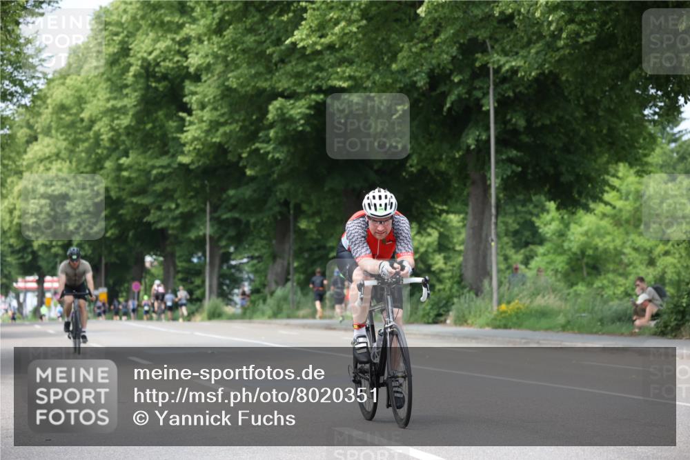 15.06.2025 - 7 Türme Triathlon Yannick Fuchs http://msf.ph/oto/8020351 15.06.2025 13:32:42 Radfahren 585, 644, 1066 meine-sportfotos.de