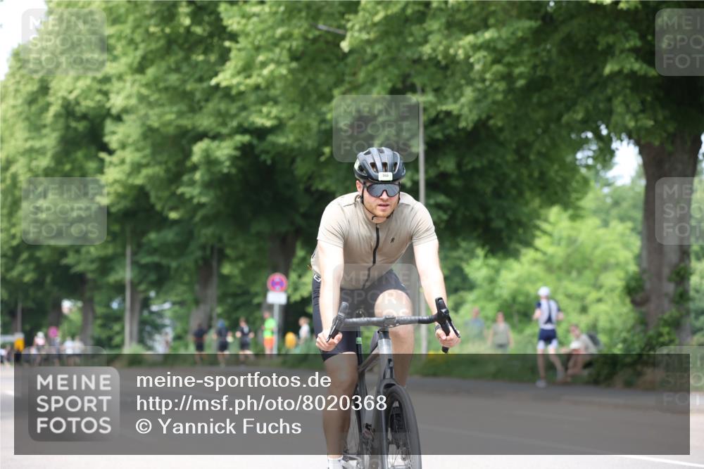 15.06.2025 - 7 Türme Triathlon Yannick Fuchs http://msf.ph/oto/8020368 15.06.2025 13:32:45 Radfahren 398, 585, 644, 1066 meine-sportfotos.de