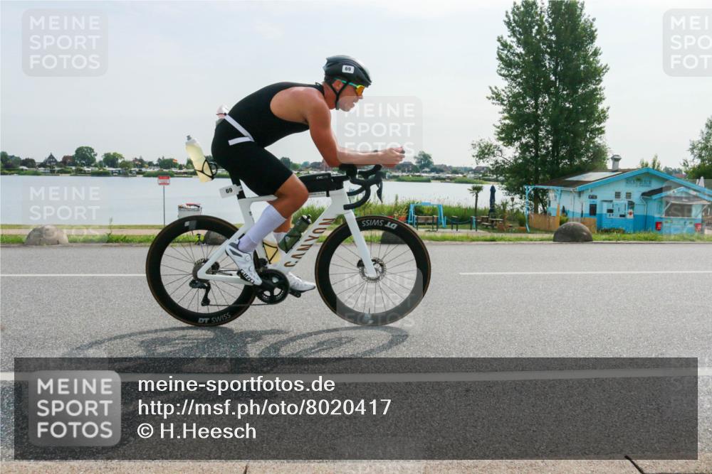 15.06.2025 - 27. Vierlanden-Triathlon H.Heesch http://msf.ph/oto/8020417 15.06.2025 09:46:22 Radfahren 14, 51, 69, 181, 226 meine-sportfotos.de