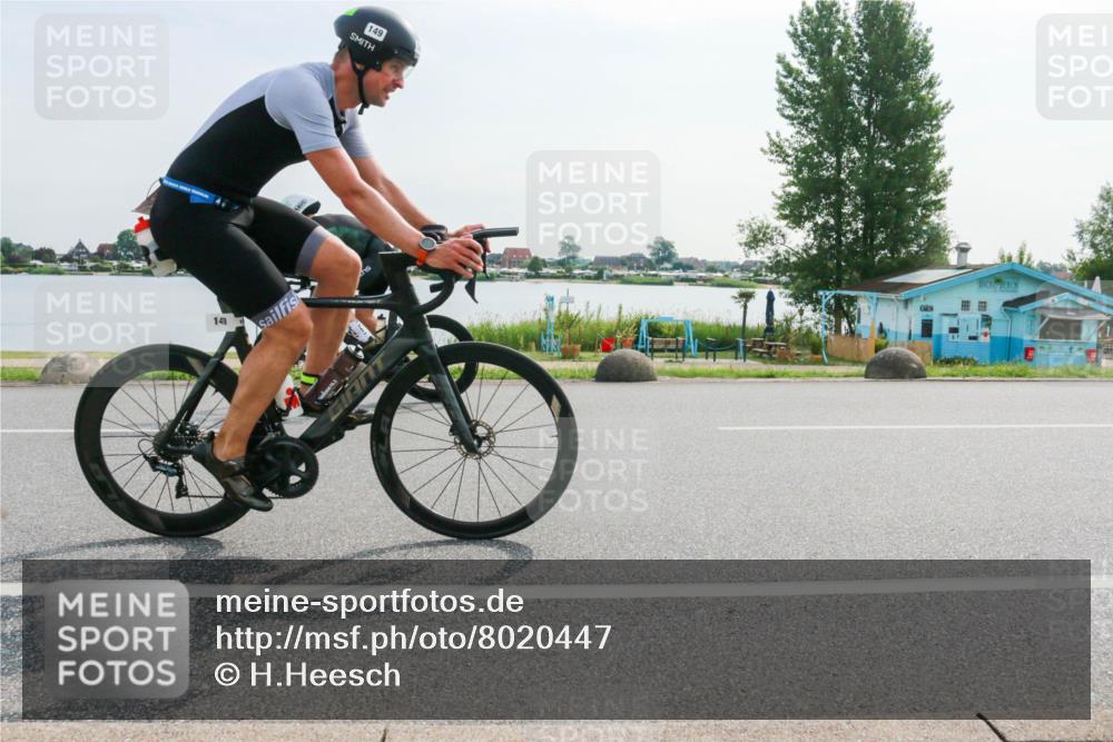 15.06.2025 - 27. Vierlanden-Triathlon H.Heesch http://msf.ph/oto/8020447 15.06.2025 09:46:51 Radfahren 36, 126, 149 meine-sportfotos.de