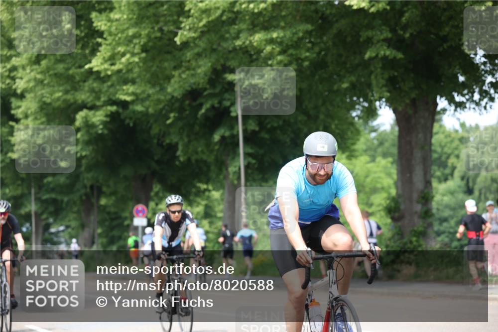 15.06.2025 - 7 Türme Triathlon Yannick Fuchs http://msf.ph/oto/8020588 15.06.2025 13:32:58 Radfahren 252, 361, 598, 717, 739, 1069, 1102, 1187 meine-sportfotos.de