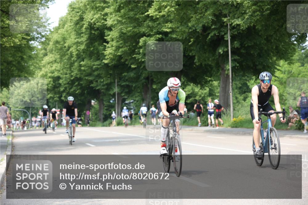 15.06.2025 - 7 Türme Triathlon Yannick Fuchs http://msf.ph/oto/8020672 15.06.2025 13:33:05 Radfahren 252, 717, 736, 739, 927, 1152, 1187 meine-sportfotos.de