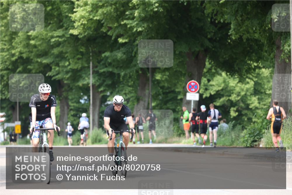 15.06.2025 - 7 Türme Triathlon Yannick Fuchs http://msf.ph/oto/8020758 15.06.2025 13:33:08 Radfahren 252, 736, 739, 927, 1152 meine-sportfotos.de