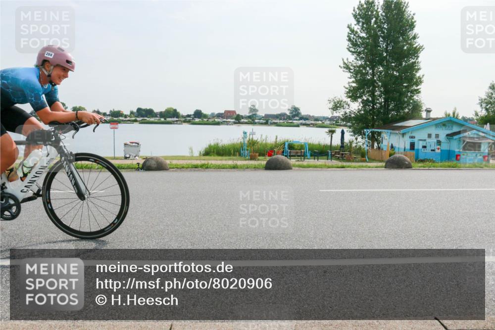 15.06.2025 - 27. Vierlanden-Triathlon H.Heesch http://msf.ph/oto/8020906 15.06.2025 09:51:22 Radfahren 204 meine-sportfotos.de