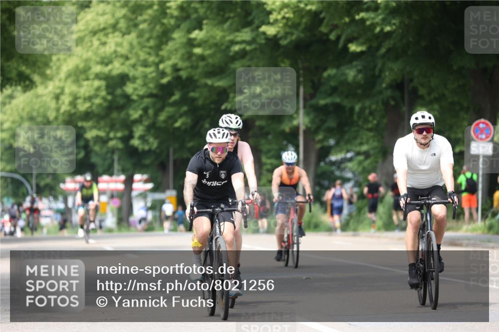 15.06.2025 - 7 Türme Triathlon Yannick Fuchs http://msf.ph/oto/8021256 15.06.2025 13:33:24 Radfahren 774, 775, 797, 895, 956, 1144 meine-sportfotos.de