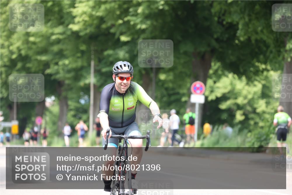 15.06.2025 - 7 Türme Triathlon Yannick Fuchs http://msf.ph/oto/8021396 15.06.2025 13:33:29 Radfahren 534, 774, 775, 797, 956 meine-sportfotos.de