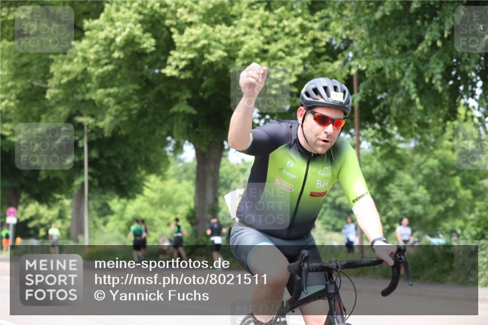 15.06.2025 - 7 Türme Triathlon Yannick Fuchs http://msf.ph/oto/8021511 15.06.2025 13:33:30 Radfahren 534, 774, 797 meine-sportfotos.de