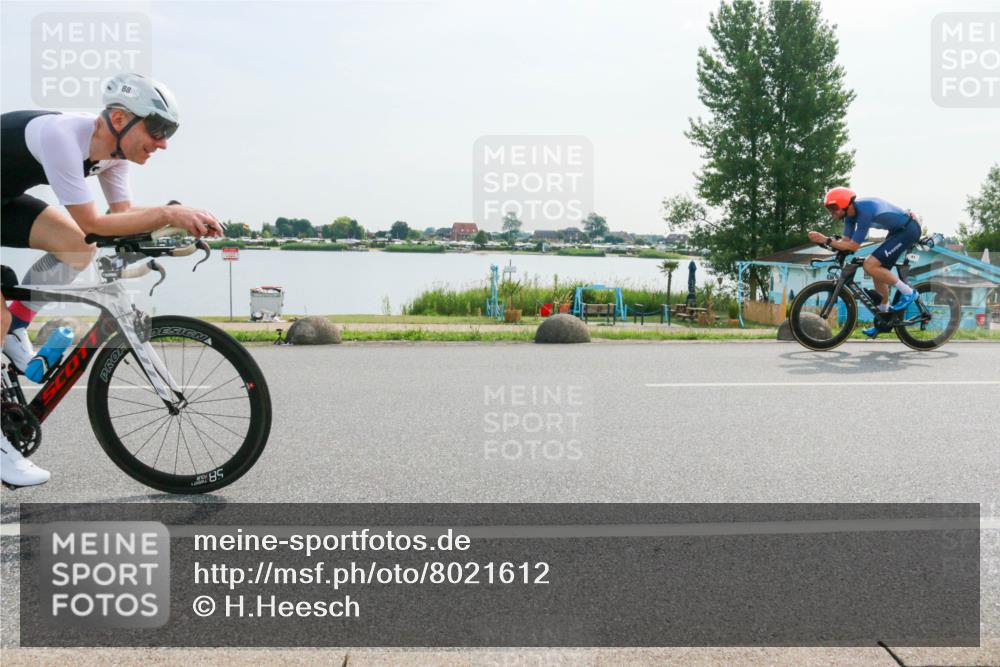 15.06.2025 - 27. Vierlanden-Triathlon H.Heesch http://msf.ph/oto/8021612 15.06.2025 09:53:00 Radfahren 61, 88 meine-sportfotos.de
