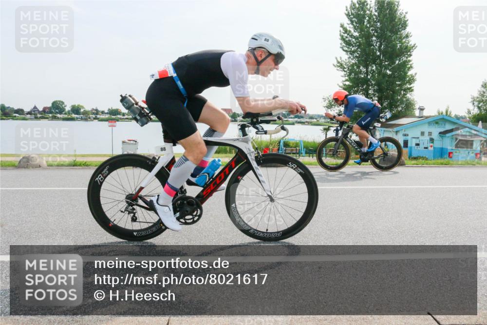 15.06.2025 - 27. Vierlanden-Triathlon H.Heesch http://msf.ph/oto/8021617 15.06.2025 09:53:00 Radfahren 61, 88 meine-sportfotos.de