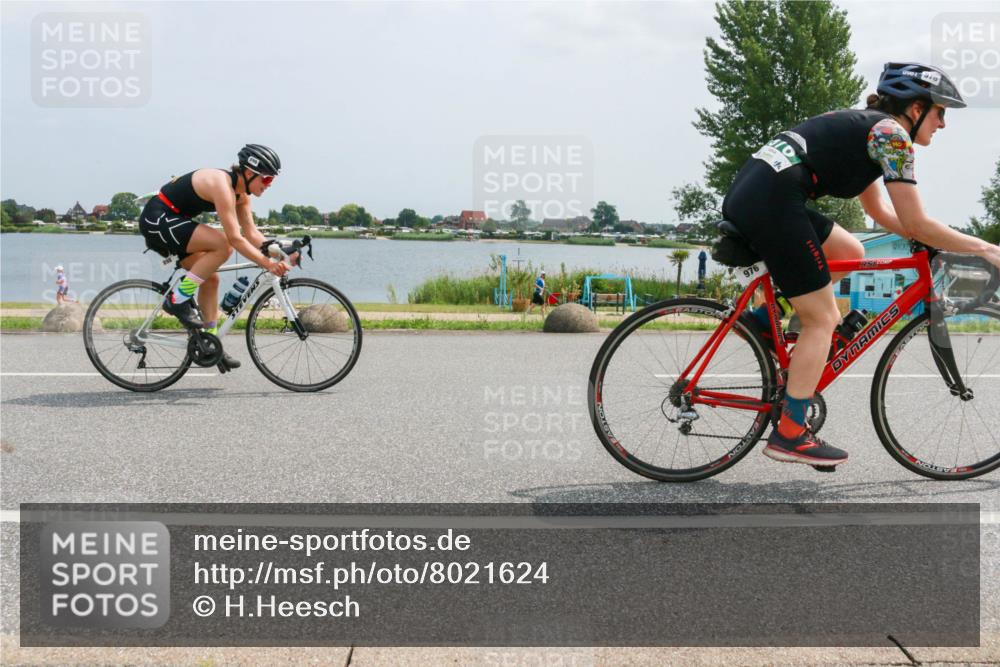 21.06.2025 - 27. Vierlanden-Triathlon H.Heesch http://msf.ph/oto/8021624 15.06.2025 12:05:15 Radfahren 671, 898, 927, 978 meine-sportfotos.de