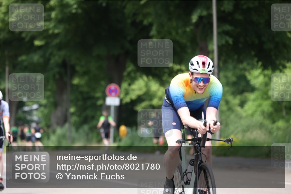 15.06.2025 - 7 Türme Triathlon Yannick Fuchs http://msf.ph/oto/8021780 15.06.2025 13:33:49 Radfahren 1139 meine-sportfotos.de