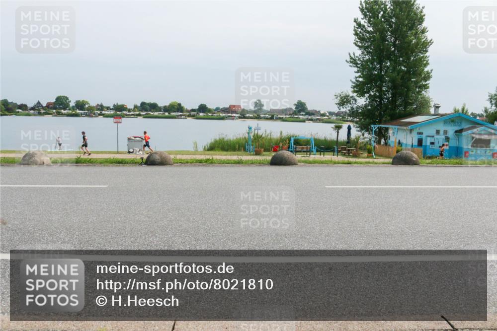 21.06.2025 - 27. Vierlanden-Triathlon H.Heesch http://msf.ph/oto/8021810 15.06.2025 11:16:41 Radfahren 204, 478, 797, 828, 953 meine-sportfotos.de