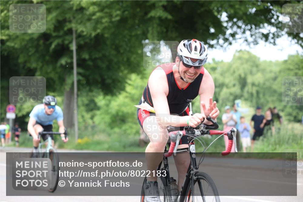 15.06.2025 - 7 Türme Triathlon Yannick Fuchs http://msf.ph/oto/8022183 15.06.2025 13:34:14 Radfahren 531, 801, 942 meine-sportfotos.de