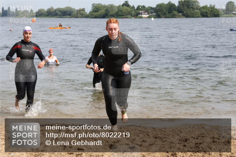 15.06.2025 - 27. Vierlanden-Triathlon Lena Gebhardt http://msf.ph/oto/8022219 15.06.2025 10:19:48 Schwimmen 500, 503, 539, 569, 578, 603 meine-sportfotos.de