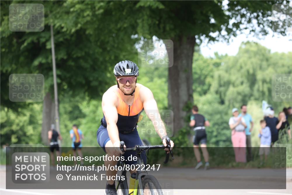 15.06.2025 - 7 Türme Triathlon Yannick Fuchs http://msf.ph/oto/8022247 15.06.2025 13:34:18 Radfahren 531 meine-sportfotos.de